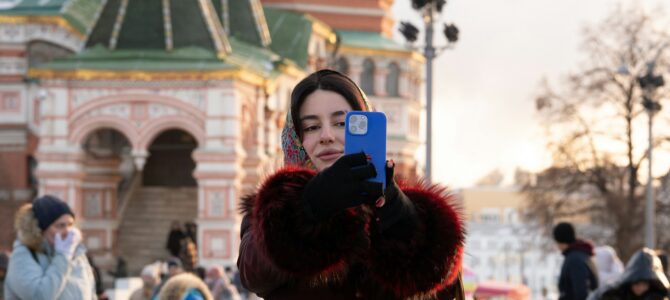 Cómo mantener el contacto durante un viaje a Rusia: aplicaciones de mensajería y llamadas